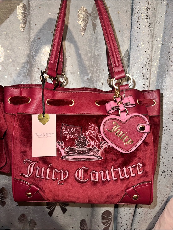 Juicy Couture Handbags - Juicy Courure cranberry crown daydreamer